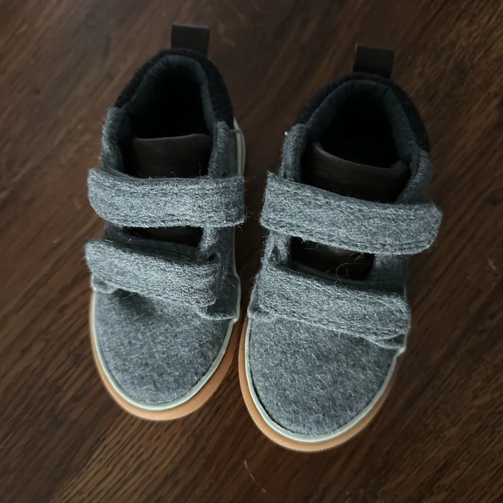 Cat & Jack Charcoal Dress Shoes with Tan Soles